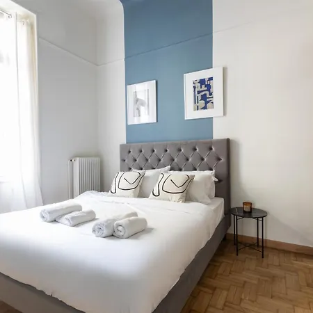 Apartment Vintage Acropolis Retreat Charming 3-bdrm In Koukaki Athens