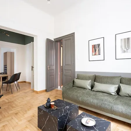 Apartment Vintage Acropolis Retreat Charming 3-bdrm In Koukaki *